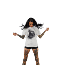 Load image into Gallery viewer, Crow T